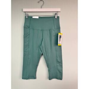 NWT! 32 Cool Cropped Leggings With Pockets - Small - Green